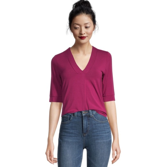 Denver Hayes Women's Pleat Detail Relaxed Fit V-Neck Top - Picture 12 of 15